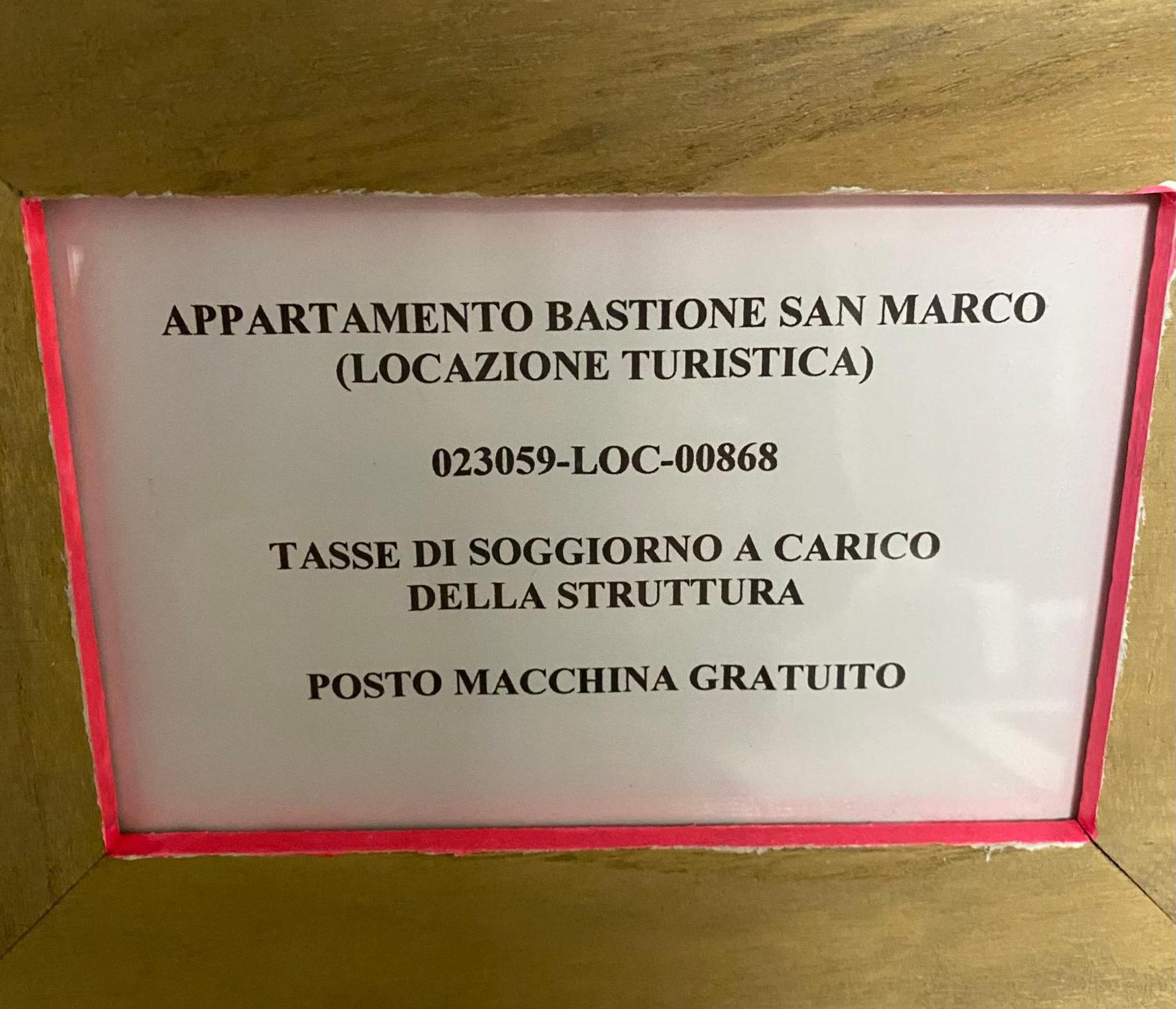 Appartamento Bastione San Marco Πεσκιέρα ντελ Γκάρντα Εξωτερικό φωτογραφία